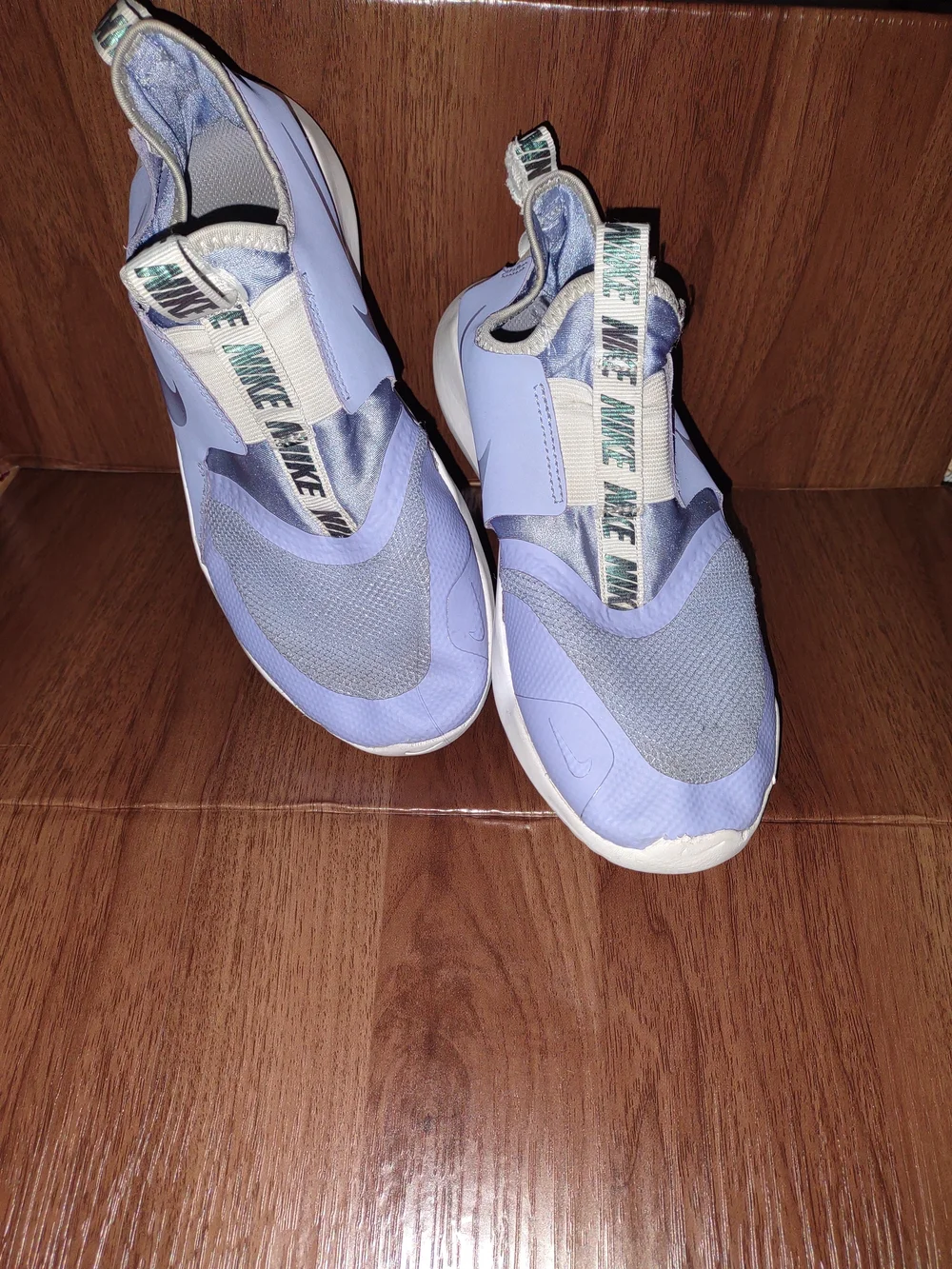 Nike 4Y Slip-On Casual Shoe in Lavender\Cornflower blue
